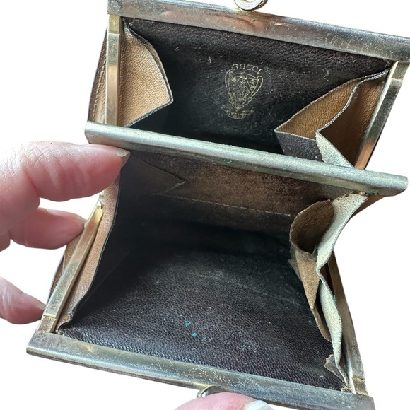 Gucci Brown Leather Kiss-lock Coin purse - Picture 9 of 11